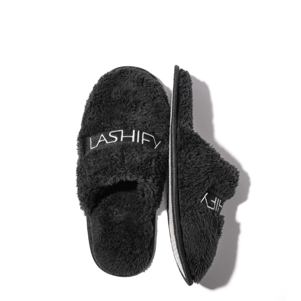 Lashify Selfie Slippers